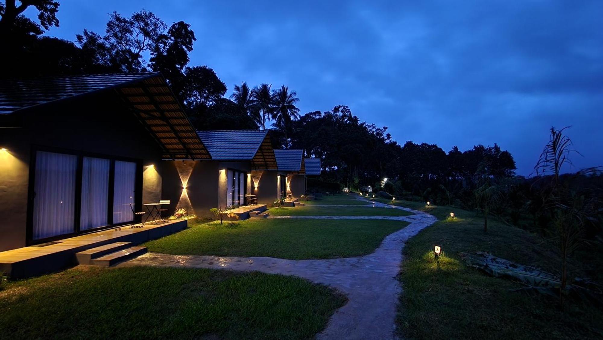 Bendheka - Cliff Front Cottages Coorg Gonikoppal Exterior foto